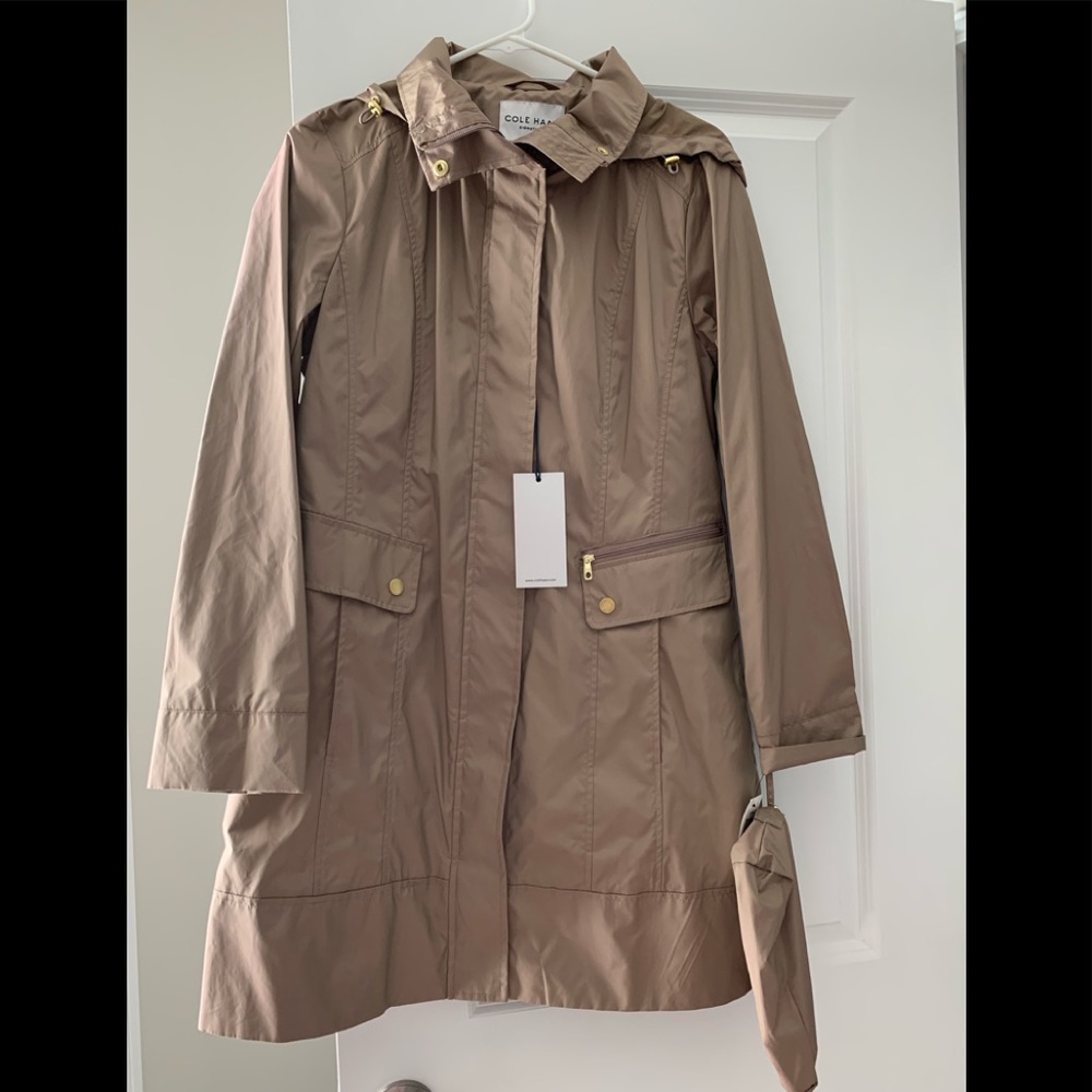 Cole Haan Packable Raincoat Chamagne Size M
